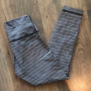 Lulu lemon align leggings 25” size 6